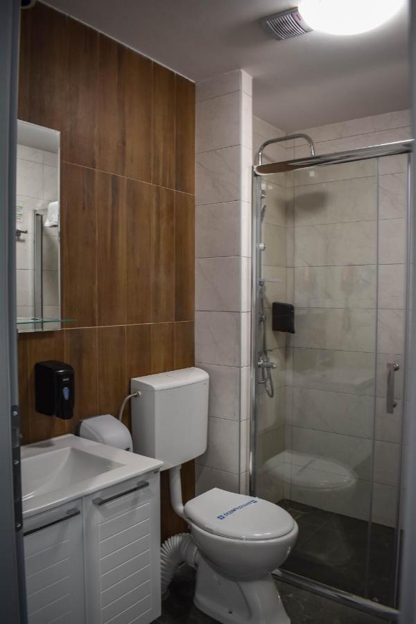Hotel Dijana Pirot Zewnętrze zdjęcie