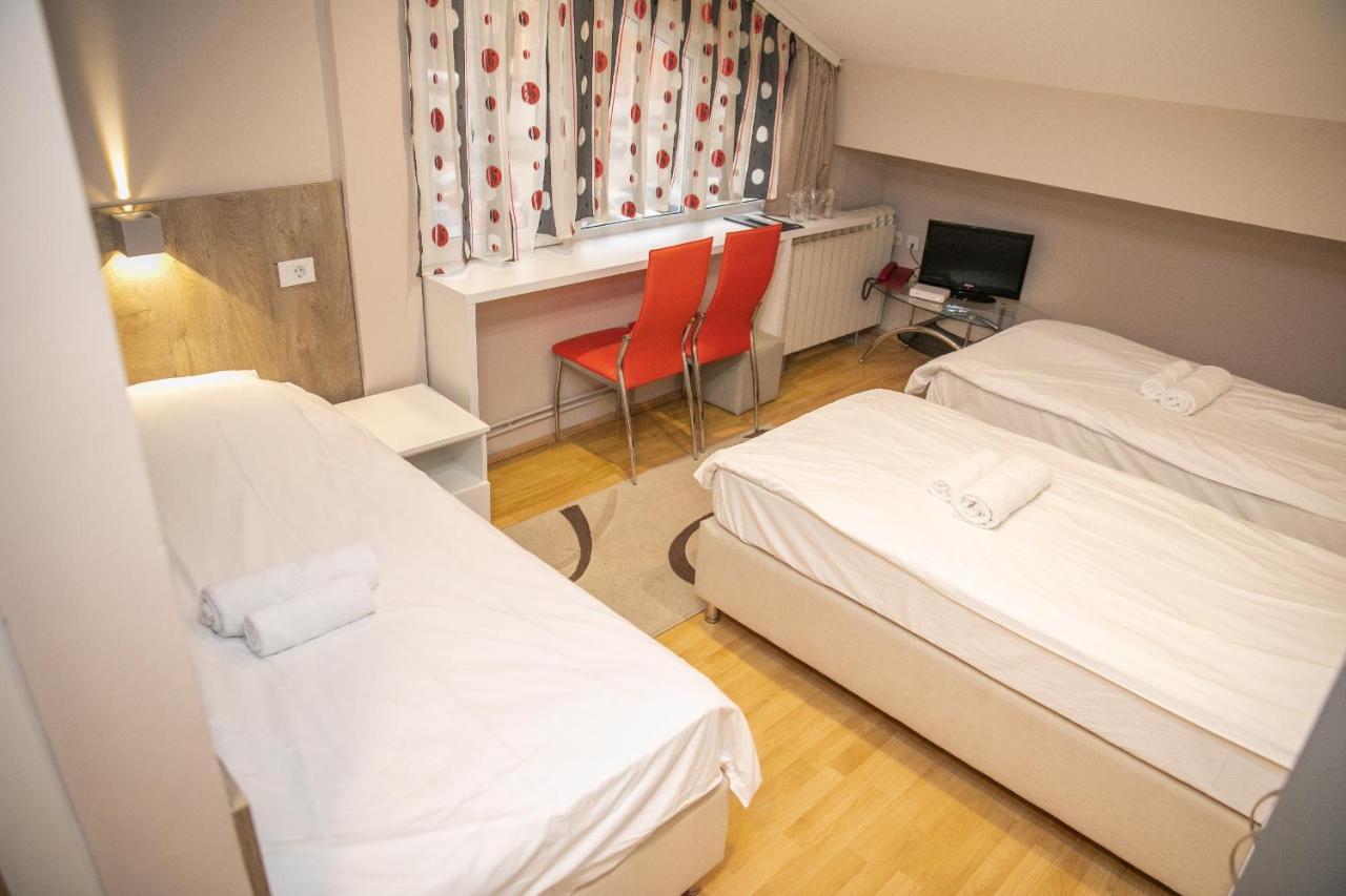 Hotel Dijana Pirot Zewnętrze zdjęcie